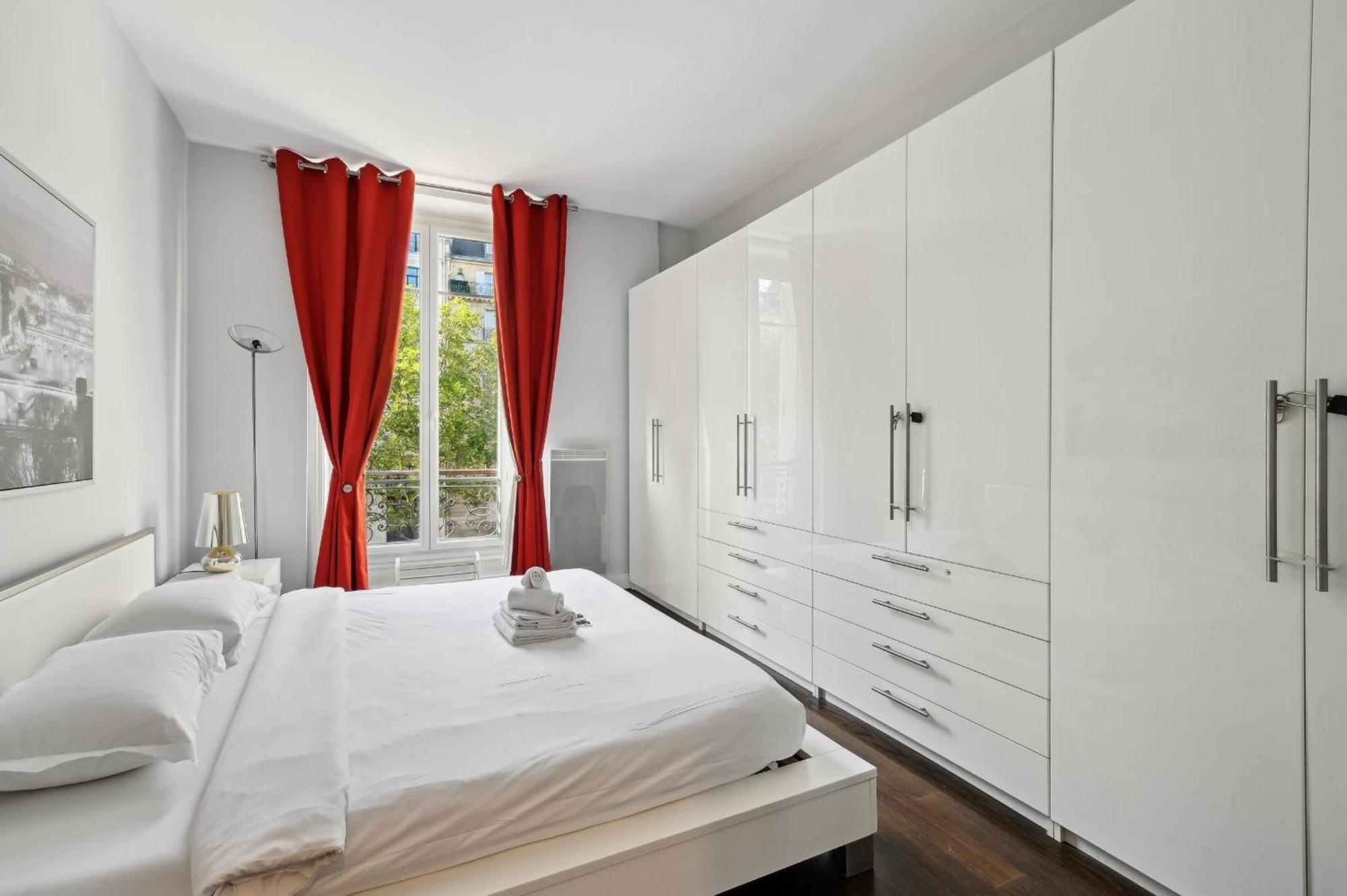 Champs-Elysees & Arc De Triomphe - Cityapartmentstay Paryż Zewnętrze zdjęcie